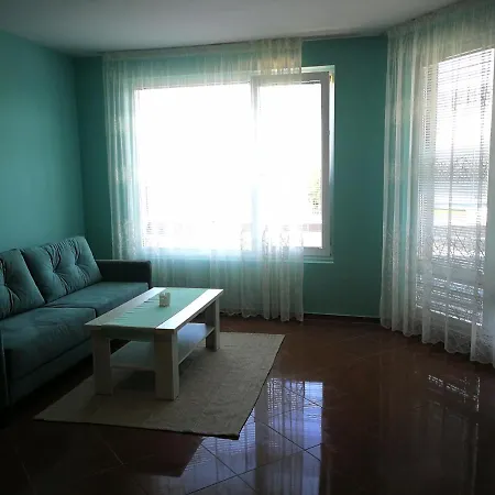 за гости соня Guest Sonya Апартаменты *